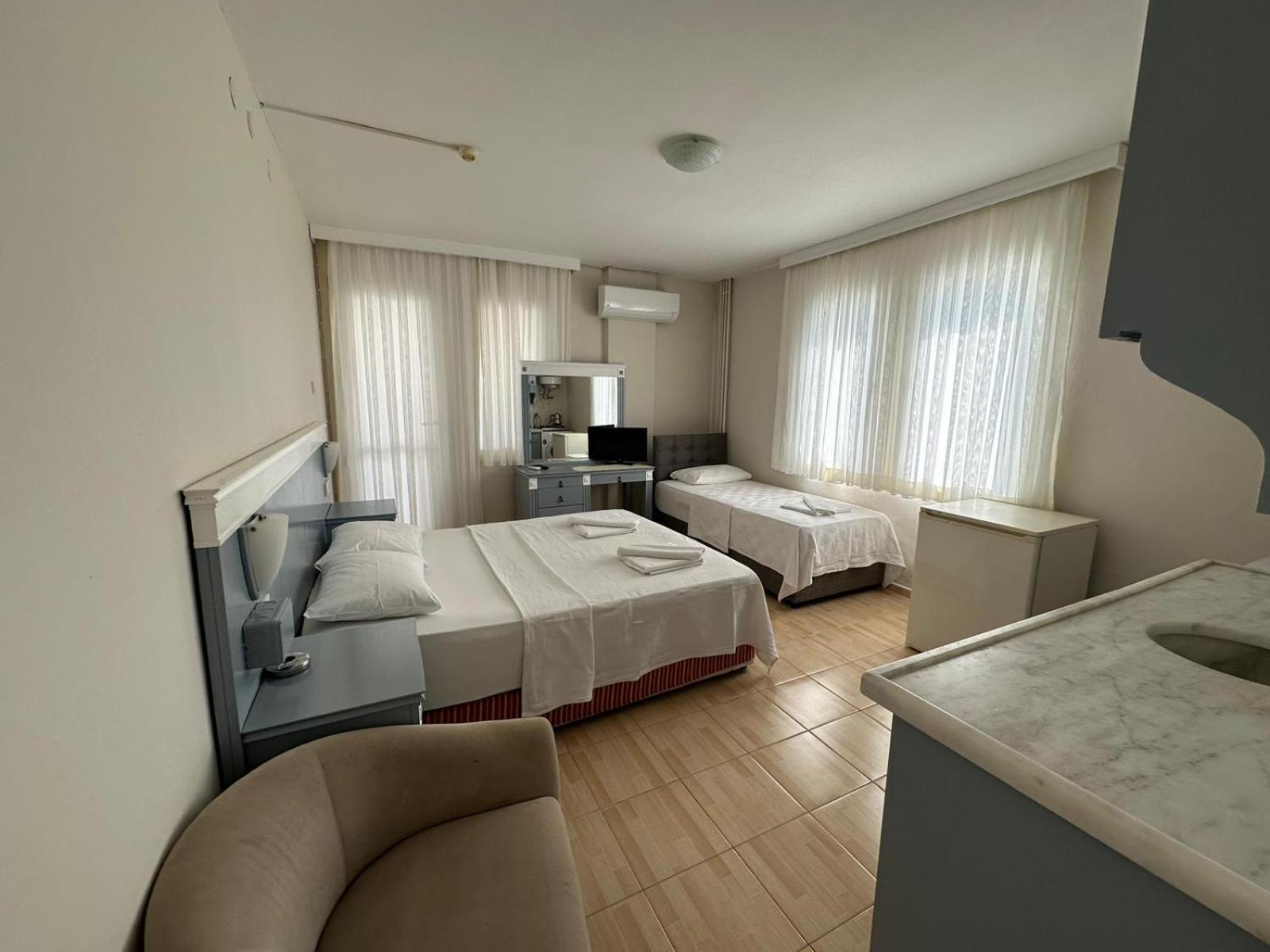 Cicek Apart Hotel เซสเม ภายนอก รูปภาพ