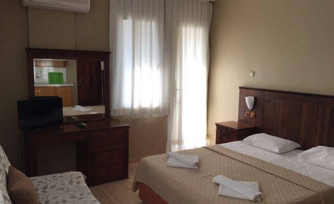 Cicek Apart Hotel เซสเม ภายนอก รูปภาพ